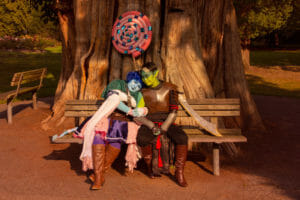 Fjord Cosplay, Makeup, Editing by @pyrostlx (Twitter) @pyrostix (Instagram) || Jester Cosplay and Makeup by @canadiencosplay (Twitter) @canadiancosplay (Instagram) || Photography by @hanawartoo (Twitter/Instagram)
