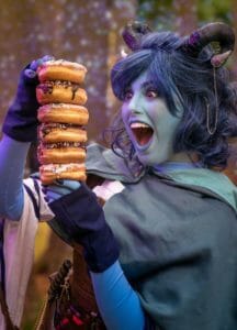 Jester Cosplay by cloudykatecosplay (Instagram) cloudykatecos (Twitter) || Photography by kevinqgray (Instagram)