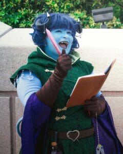 Jester Cosplay by @cutienerdcosplays || Photography by @tisdale_photography
