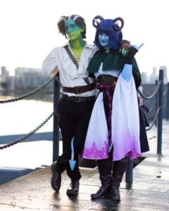 Jester Cosplay by @chaosfauncosplay || Fjord cosplay by @thecriticalnerd || Photography by @brookie9001