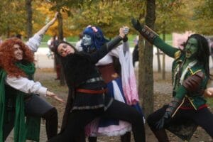 Jester Cosplay by @opheliadeckardcosplay (IG) || Artagan Cosplay by @edeilweiss.chaos (IG) || Fjord Cosplay by @brotherwar_cosplay (IG) || Vax Cosplay by @steelseamstress_cosplay (IG)