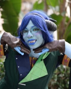 Jester Cosplay by @midknightdesiersdrag (IG) || Photography by @sierramm (IG)