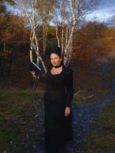 Delilah Cosplay by thequeenofmyownscreen.tumblr.com || Photography by S.C.