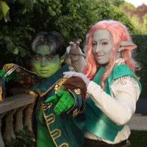 Caduceus Cosplay by @tealeaf.cosplay || Fjord Cosplay by @thatsmartalek || Fjord Costume by @meanlilkittycosplay || Star Razor Printed and Painted by @badnews.cosplay || Photography by @crownofstarsphotography