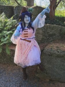 Jester Cosplay and Costume by @Blazefoxcosplay || Photography by Khorosive