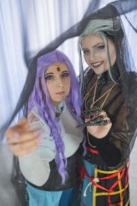 Laudna Cosplay by @a.bee.cosplay || Imogen Cosplay by @mak.believe.cosplay || Photography by @aleksvuphotography