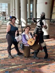 Vex'ahlia Cosplay by @mollymeru || Scanlan Cosplay by @missjoeychell || Grog Cosplay by @ivyeyes
